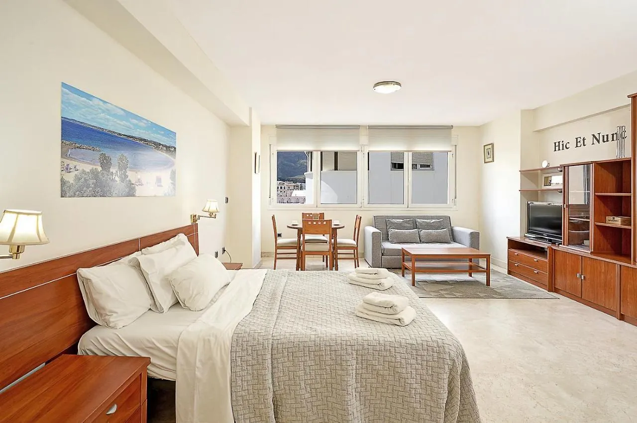 Apartamento En 1ª Linea De Playa, Estepona Centro