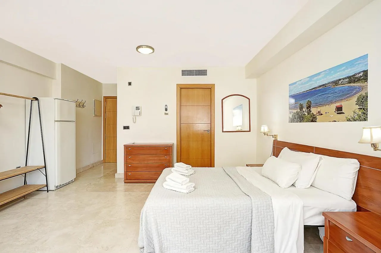 Apartamento en 1ª línea de playa, Estepona Centro España