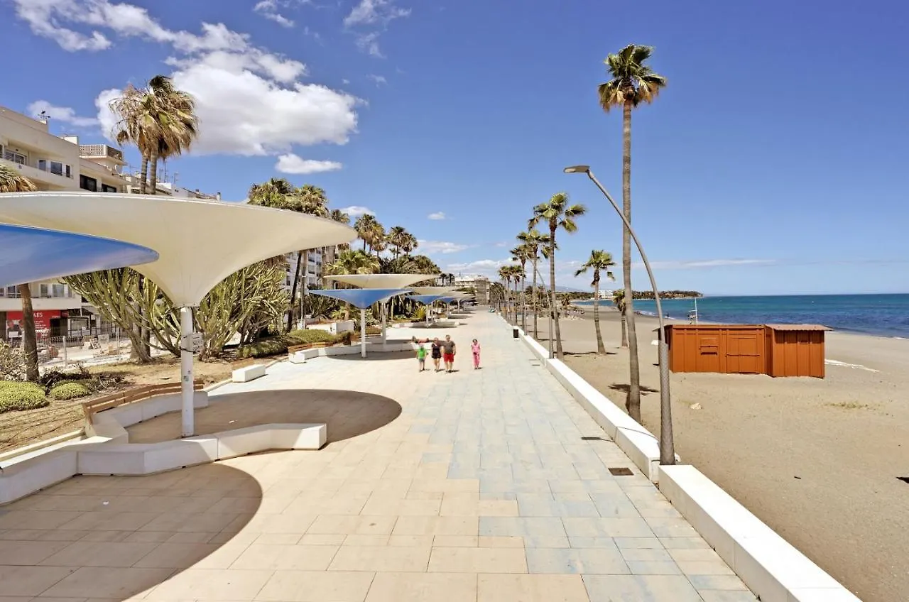 Apartamento en 1ª línea de playa, Estepona Centro